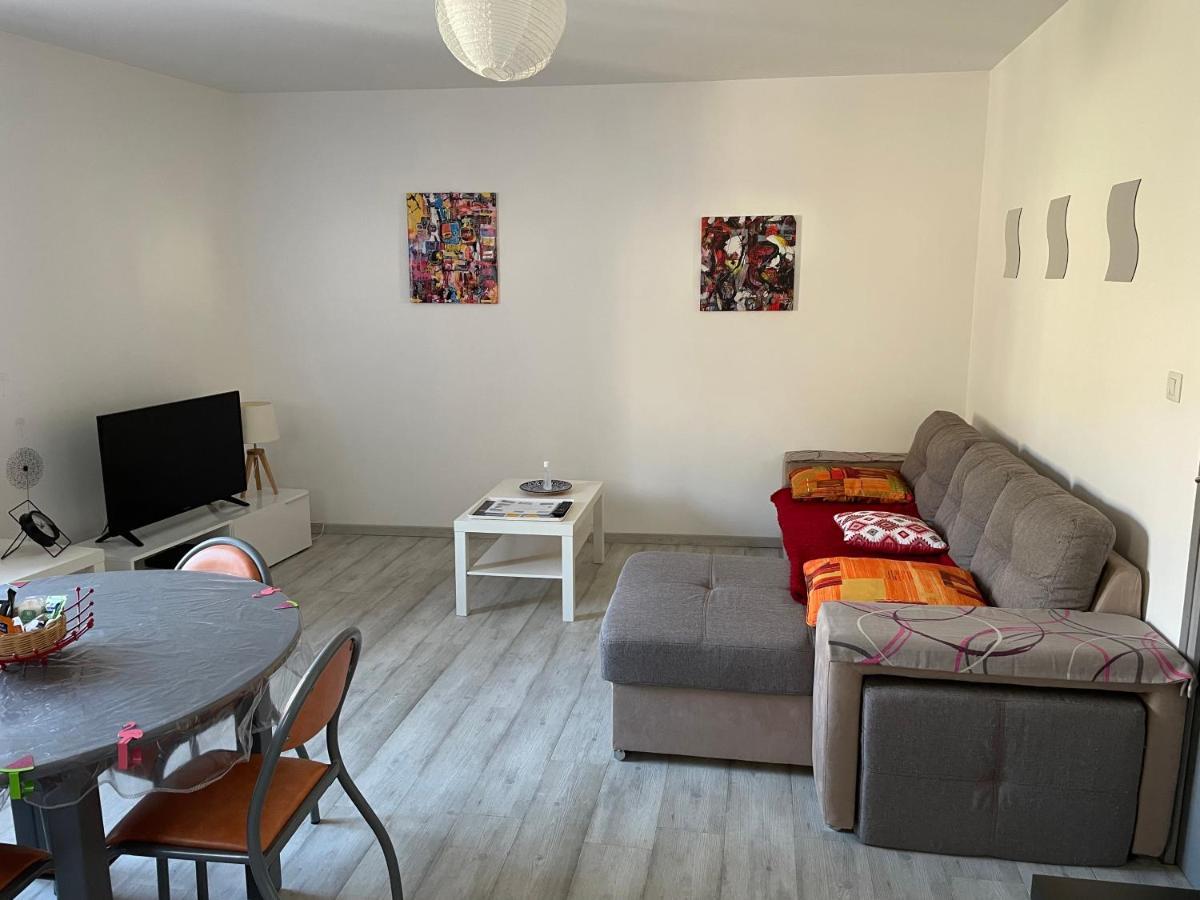La Desirade Apartment Catllar Ngoại thất bức ảnh